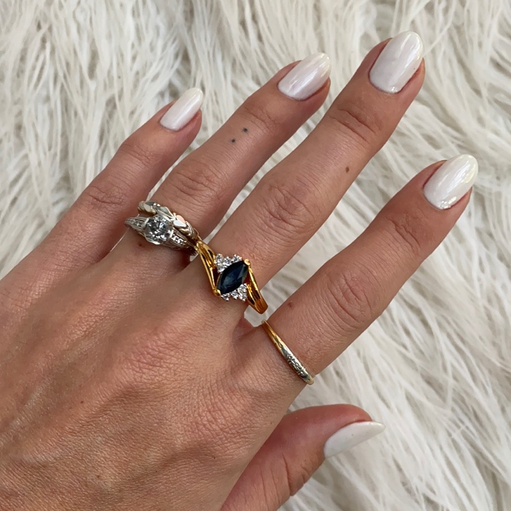 -- SOLD -- Vintage Engagement Ring